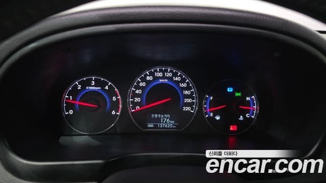 Hyundai Santafe 2 WD(2.0 e-VGT) MLX Luxury 2010 — фото 1