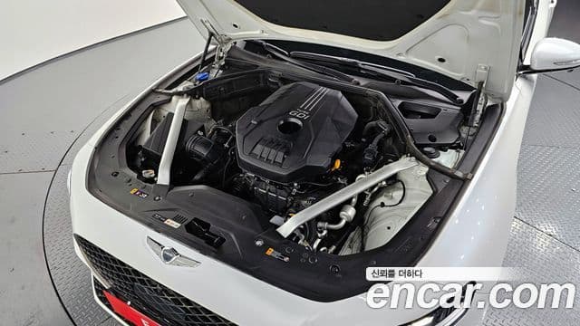 Genesis G70 Gasoline 2.0 T 2 WD 2021 — фото 1