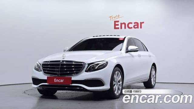 Mercedes-Benz E-Class W213 E300 4 MATIC Exclusive 2020
