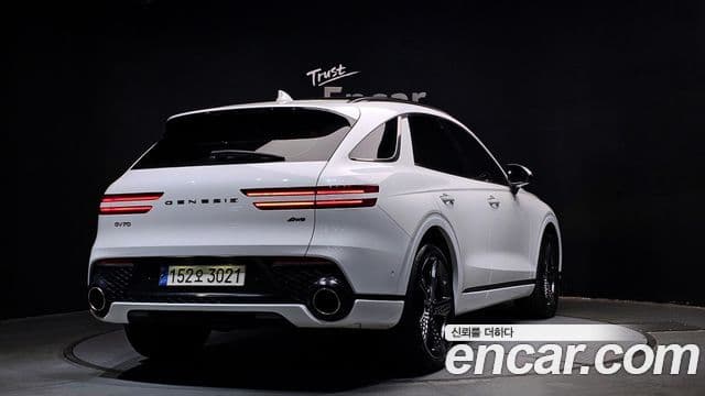 Genesis GV70 2.5 T Gasoline AWD 2022 — фото 1