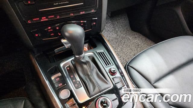 Audi Q5 2.0 TDI Quattro Dynamic 8 R 2012 — фото 1