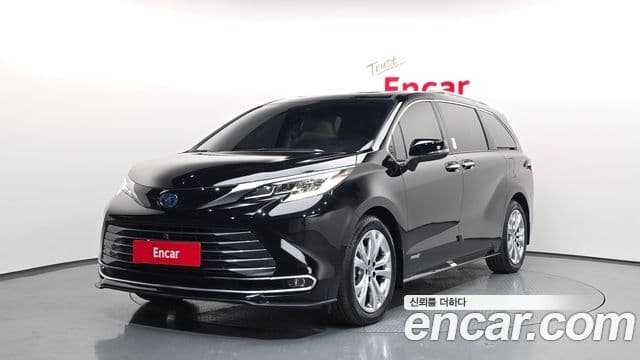 Toyota Sienna 4 Gen 2.5 Hybrid 2 WD 2021