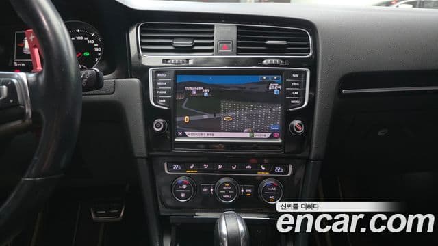 Volkswagen Golf 2.0 GTI 2015 — фото 1