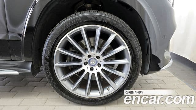 Mercedes-Benz GLS-Class GLS500 4 MATIC 2017 — фото 1