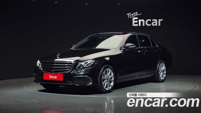 Mercedes-Benz E-Class W213 E300 Exclusive 2018