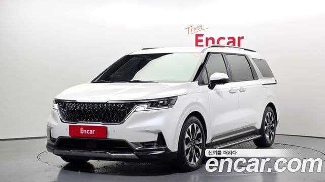 Kia Carnival 4 Gen 9 seater Noblesse 2023