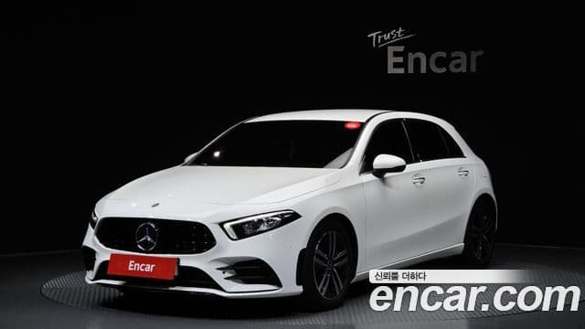 Mercedes-Benz A-Class W177 A220 Hatchback 2021