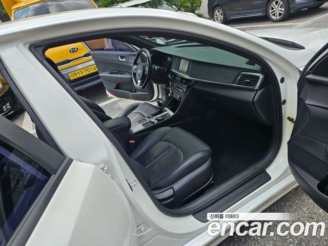 Kia K5 2.0 SX Prestige 2017 — фото 1