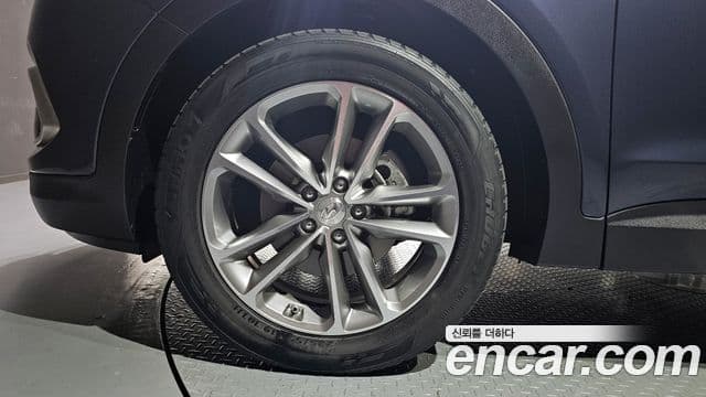 Hyundai Santafe Diesel 2.2 2 WD Exclusive Special 2016 — фото 1