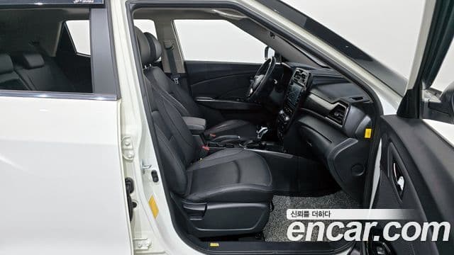 KG Mobility Ssangyong TIBOLI Gasoline 1.5 2 WD V5 2021 — фото 1