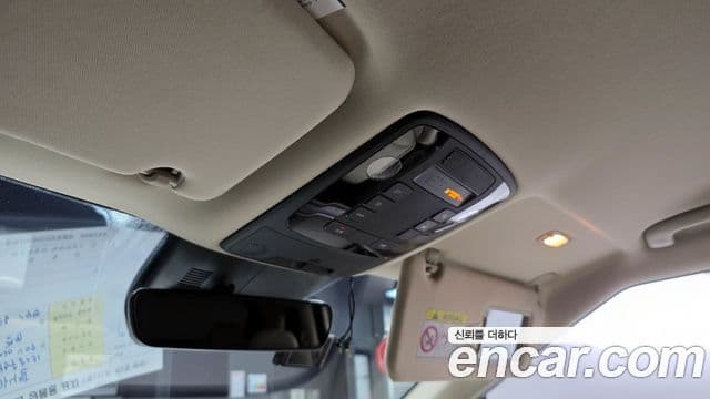 Kia Canival 9 seater Signature 2021 — фото 1