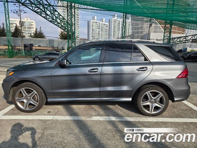 Mercedes-Benz GLE-Class GLE350 2017 — фото 1