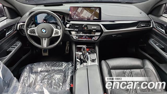 BMW Gran Turismo 620 d M Sport 2021 — фото 1
