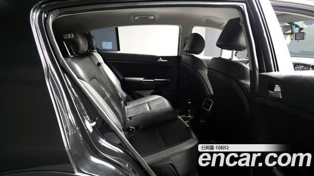 Kia Sportage Diesel 1.7 2 WD Noblesse 2016 — фото 1