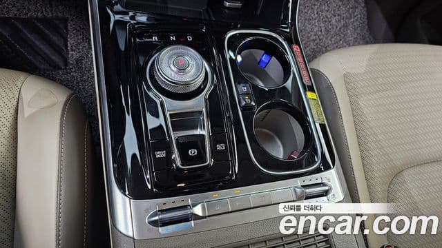 Kia Canival Gasoline 9 seater Limousine Signature 2021 — фото 1