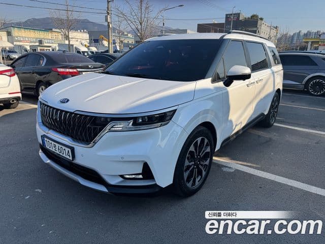 Kia Carnival 4 Gen 9 seater Prestige 2021