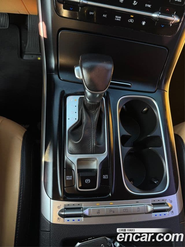 Kia Canival 9 seater Prestige 2021 — фото 1