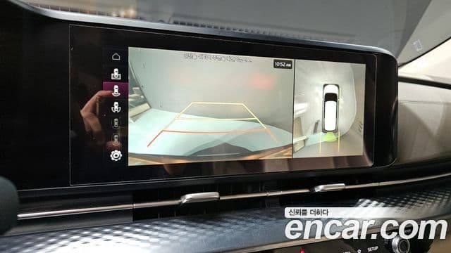 Kia Canival Gasoline 7 seater Limousine Signature 2022 — фото 1