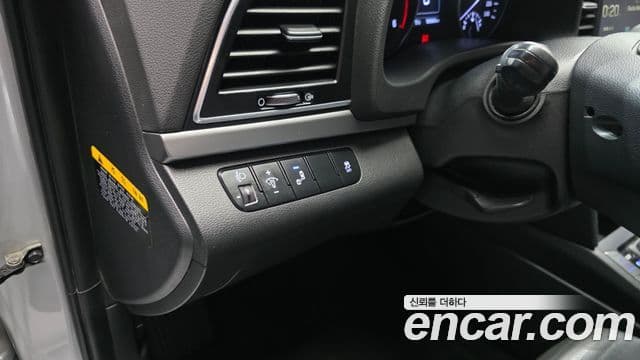 Hyundai AVANTE 1.6 e-VGT Premium 2016 — фото 1