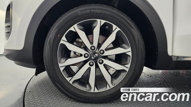 Kia Sportage Diesel 1.7 2 WD Noblesse 2016 — фото 1