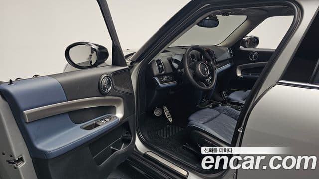 Mini Countryman ALL4 Classic Launch Pack 2 nd 2023 — фото 1