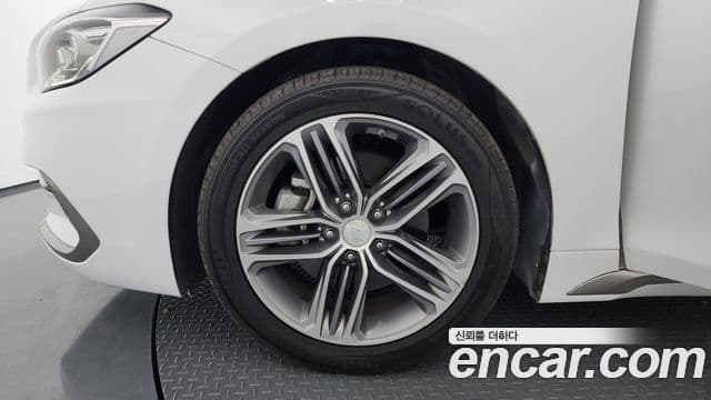 Hyundai Grandeur 3.0 LPi Exclusive (Rental) 2019 — фото 1