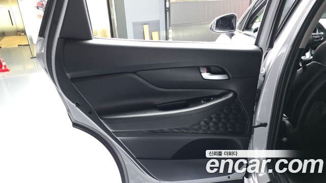 Hyundai Santafe Diesel 2.2 2 WD Premium 2021 — фото 1