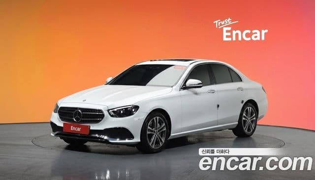Mercedes-Benz E-Class W213 E350 4 MATIC Avant-garde 2022