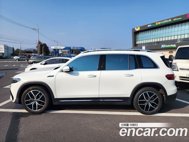 Mercedes-Benz EQB X243 EQB300 4 MATIC AMG Line 2023