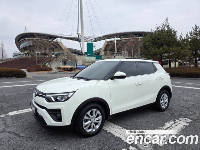 KG Mobility Very New Tivoli Gasoline 1.5 2 WD V3 2021
