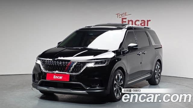 Kia Carnival 4 Gen Gasoline 9 seater Signature 2023