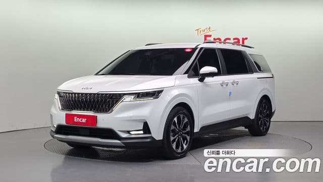 Kia Carnival 4 Gen Gasoline 9 seater Prestige 2023