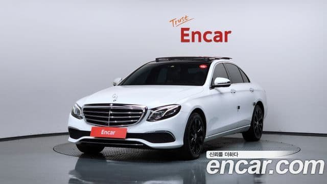 Mercedes-Benz E-Class W213 E300 4 MATIC Exclusive 2017