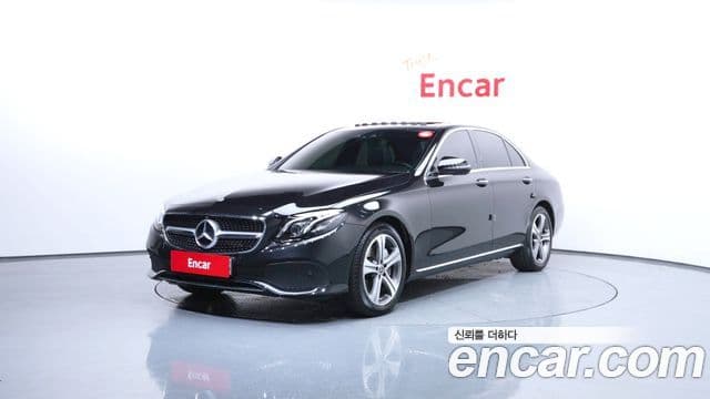 Mercedes-Benz E-Class W213 E300 4 MATIC Avant-garde 2018