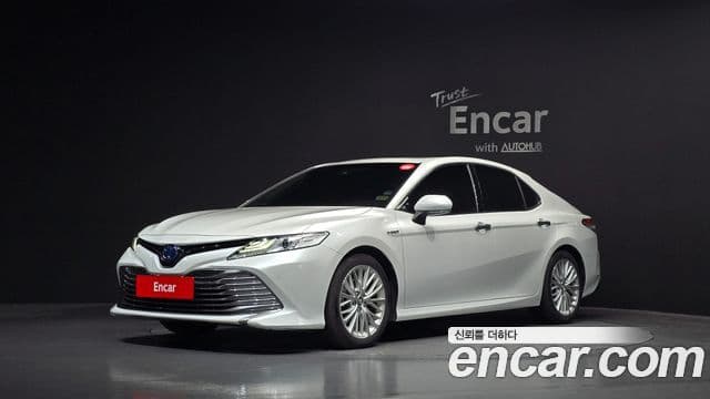 Toyota Camry (XV70) 2.5 XLE Hybrid 2019