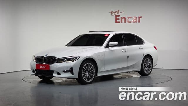 BMW 3 Series (G20) 330 e Luxury 2021