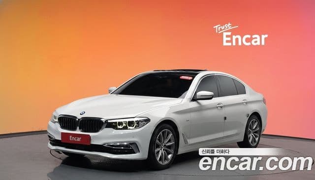 BMW 5 Series (G30) 520 i Luxury 2018