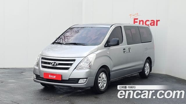 Hyundai Grand Starex 12 seater Wagon Modern 2017