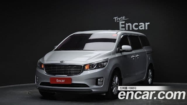 Kia All-New Carnival 11 seater Deluxe 2018
