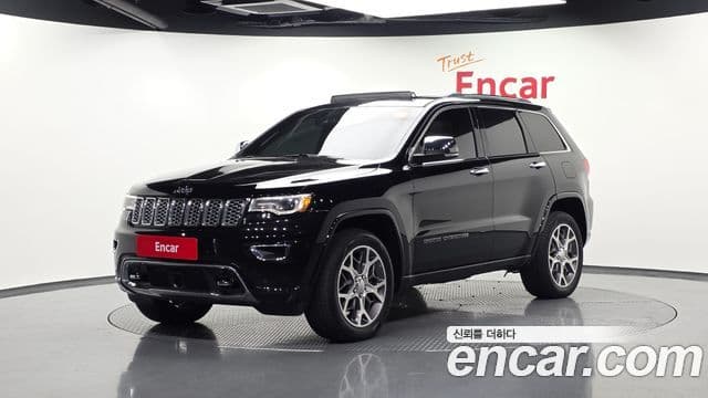 Jeep Grand Cherokee 3.6 Overland WK2 2021
