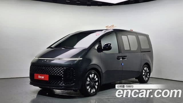 Hyundai Staria 4 WD Lounge 9 seater Inspiration 2022