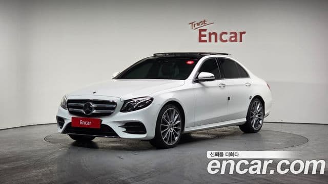 Mercedes-Benz E-Class W213 E350 4 MATIC AMG Line 2019