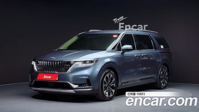 Kia Carnival 4 Gen Gasoline 7 seater Signature 2021
