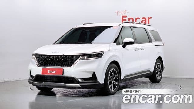 Kia Carnival 4 Gen 9 seater Noblesse 2022