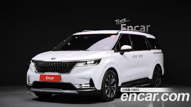 Kia Carnival 4 Gen 9 seater Noblesse 2021