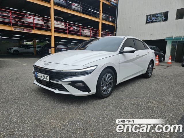 Hyundai New Avante (CN7) 1.6 Modern 2024