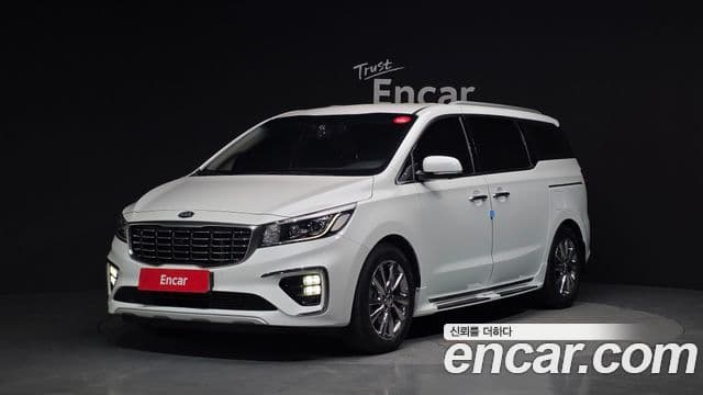 Kia New Carnival 7 seater Limousine VIP 2020
