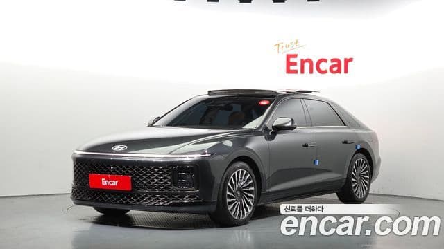 Hyundai Grandeur Hybrid (GN7) Calligraphy 2025