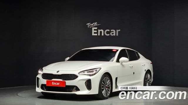 Kia Stinger 2.0 Turbo 2 WD Platinum 2018