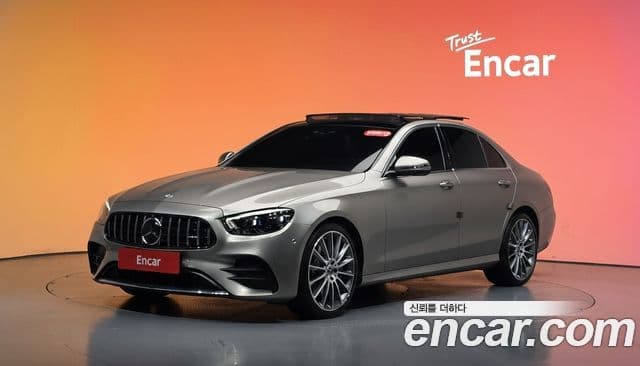Mercedes-Benz E-Class W213 E350 4 MATIC AMG Line 2022